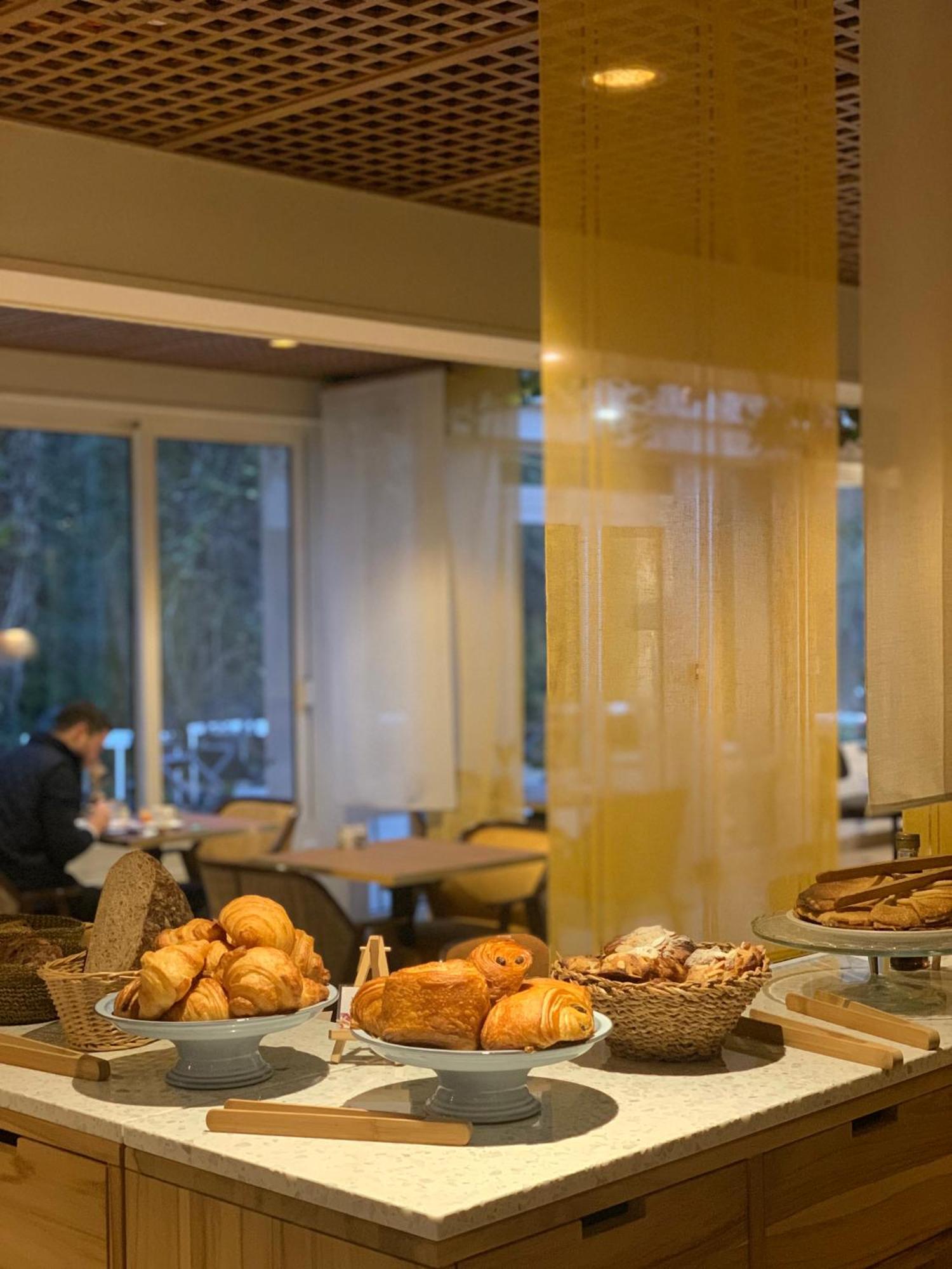 Le Moulin Des Ruats Hotel Avallon Ngoại thất bức ảnh